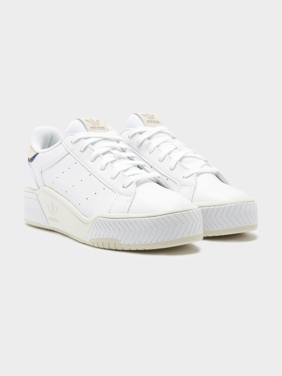 Womens Court Tourino Bold Sneakers in White &amp; Pink