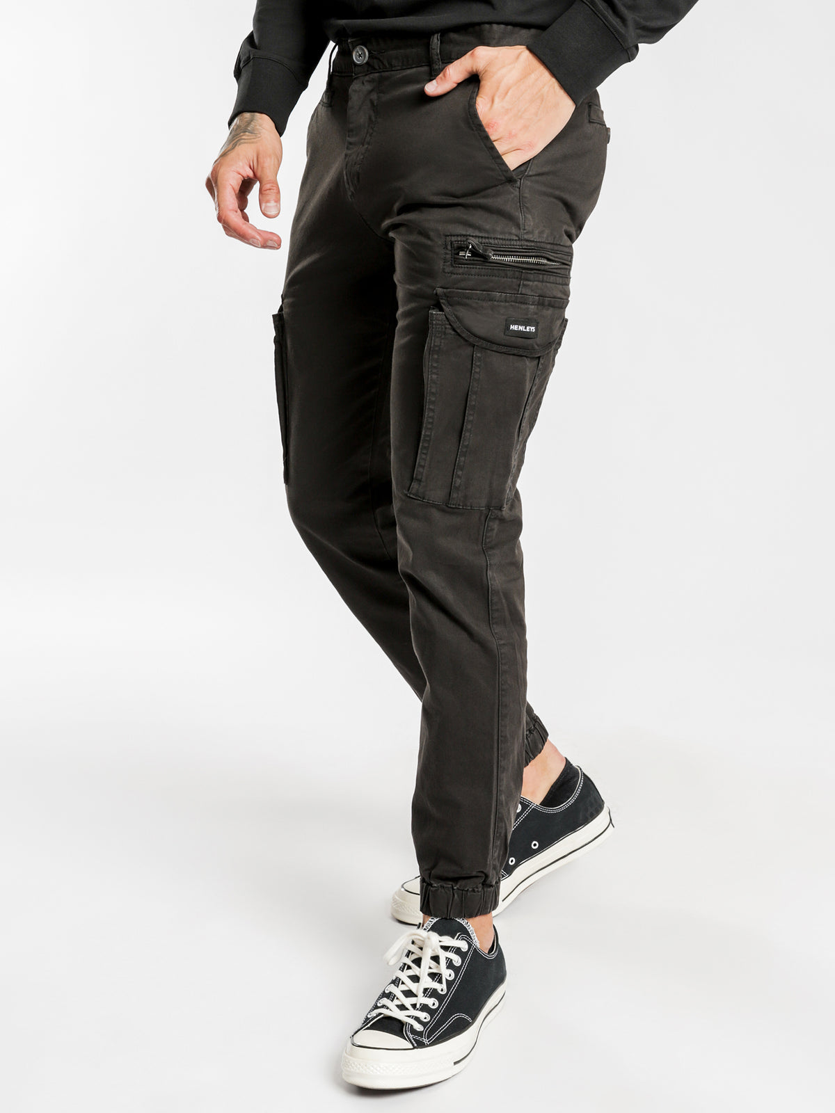 Henleys Eagle Cargo Pants | Black