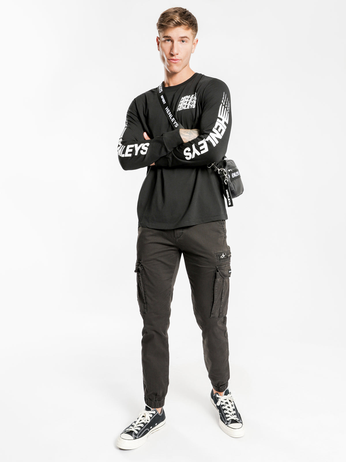 Henleys Eagle Cargo Pants | Black