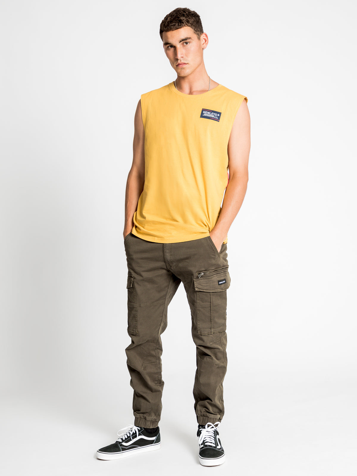 Howard Muscle T-Shirt in Mustard
