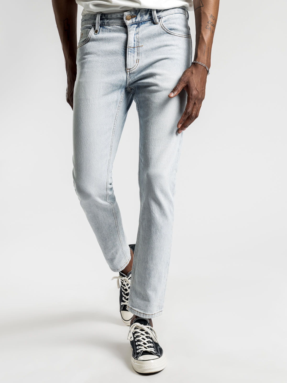 Bones Mid-Rise Straight Leg Jeans in Time Worn Blue