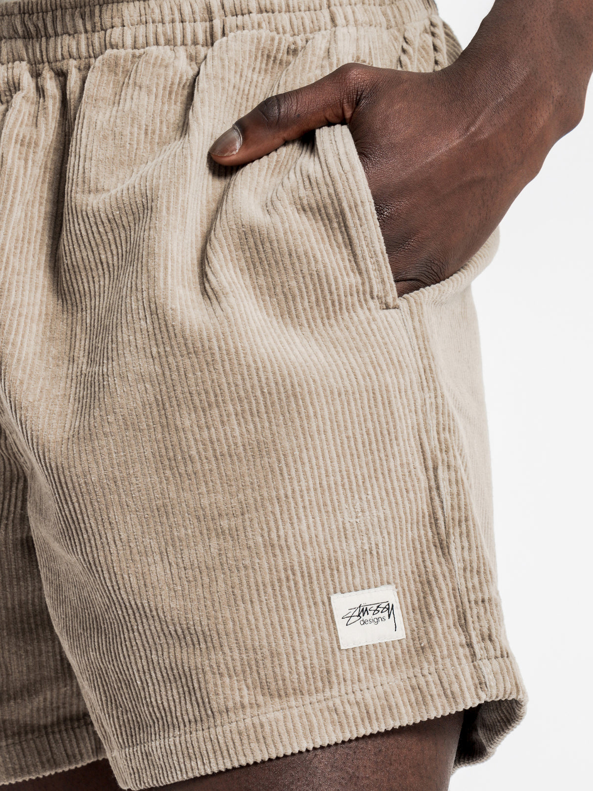 Designs Shorts in Atmosphere Brown Corduroy