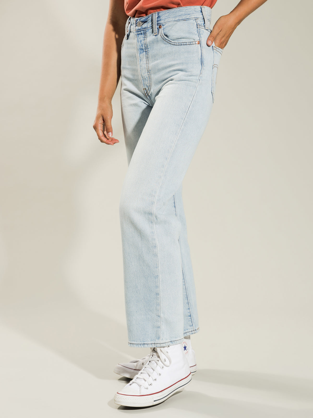 Ribcage Straight Ankle Jean in Middle Road