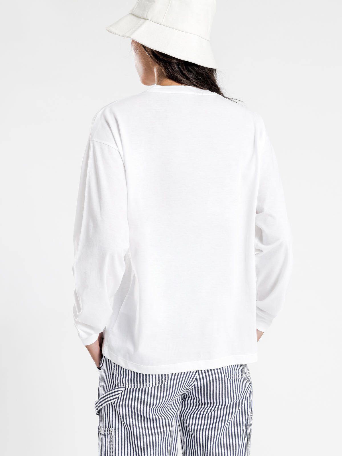 Long Sleeve Script Embroidery T-Shirt in White