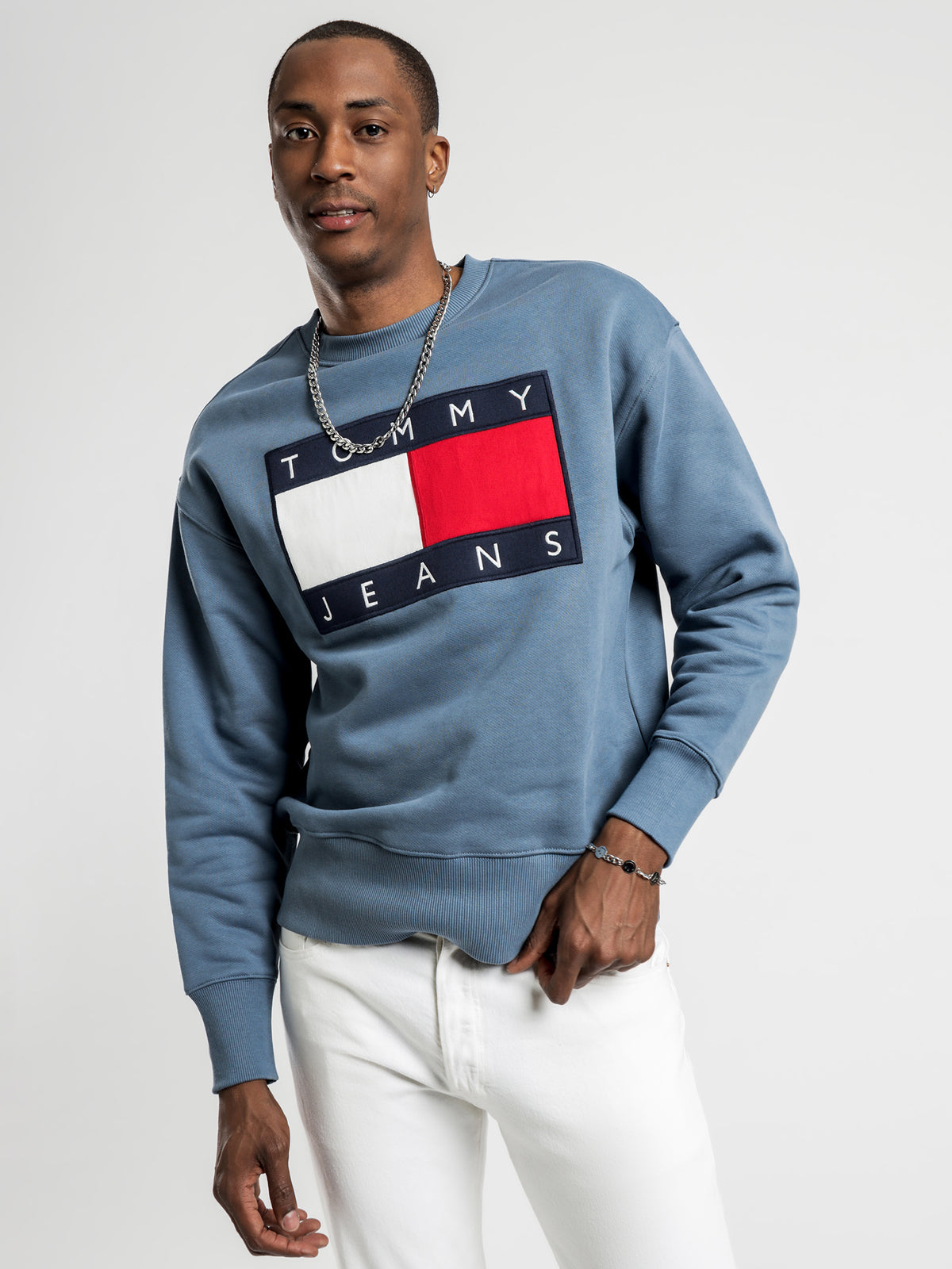 Tommy Flag Crew Jumper in Faded Ink