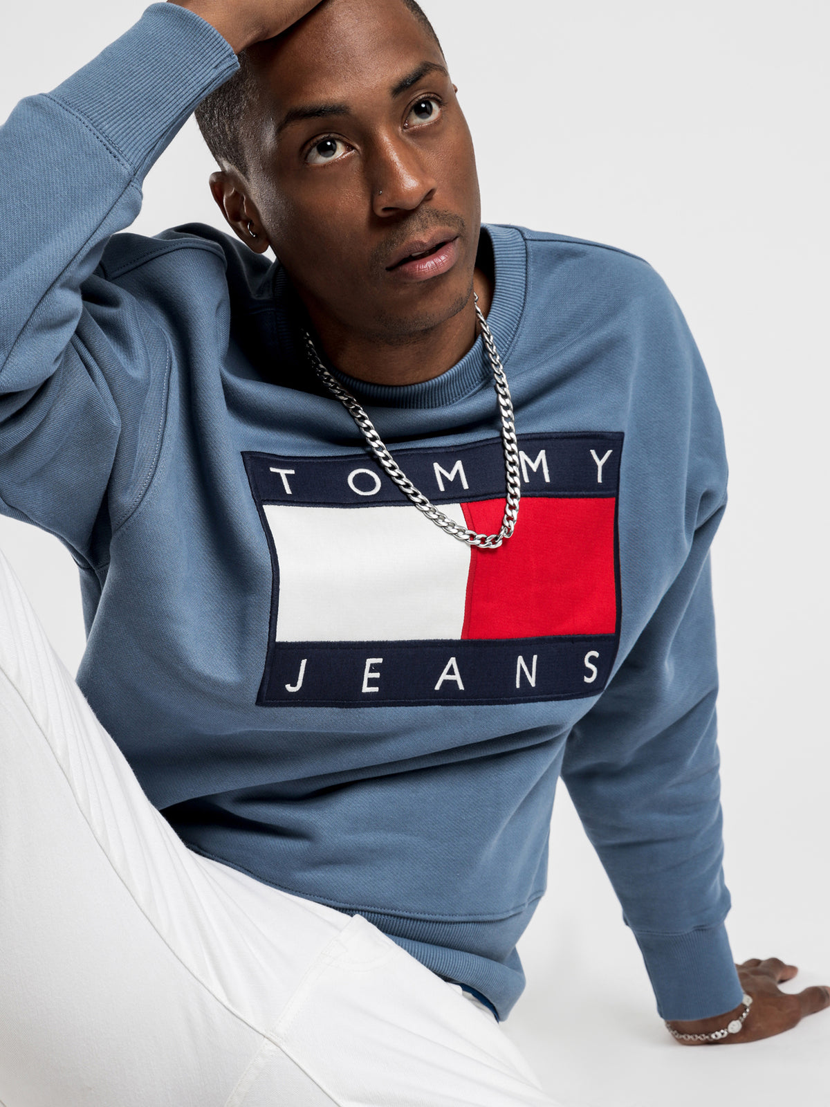 Tommy Flag Crew Jumper in Faded Ink
