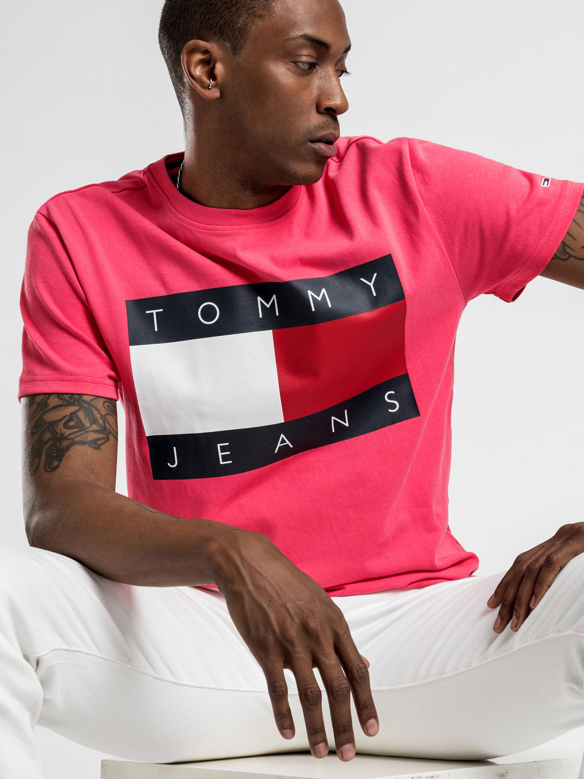 Tommy Flag T-Shirt in Light Cerise Pink
