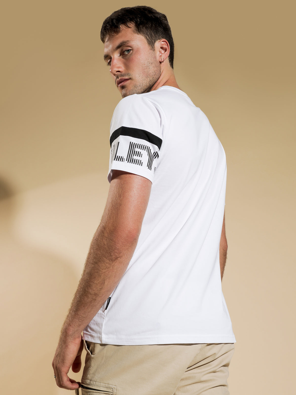 Webber T-Shirt in White &amp; Black