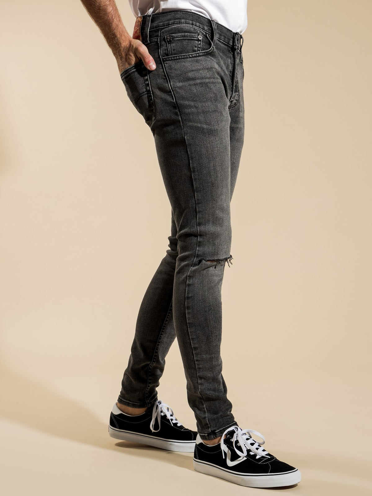 Skinny Tapered Jeans in Grey Denim