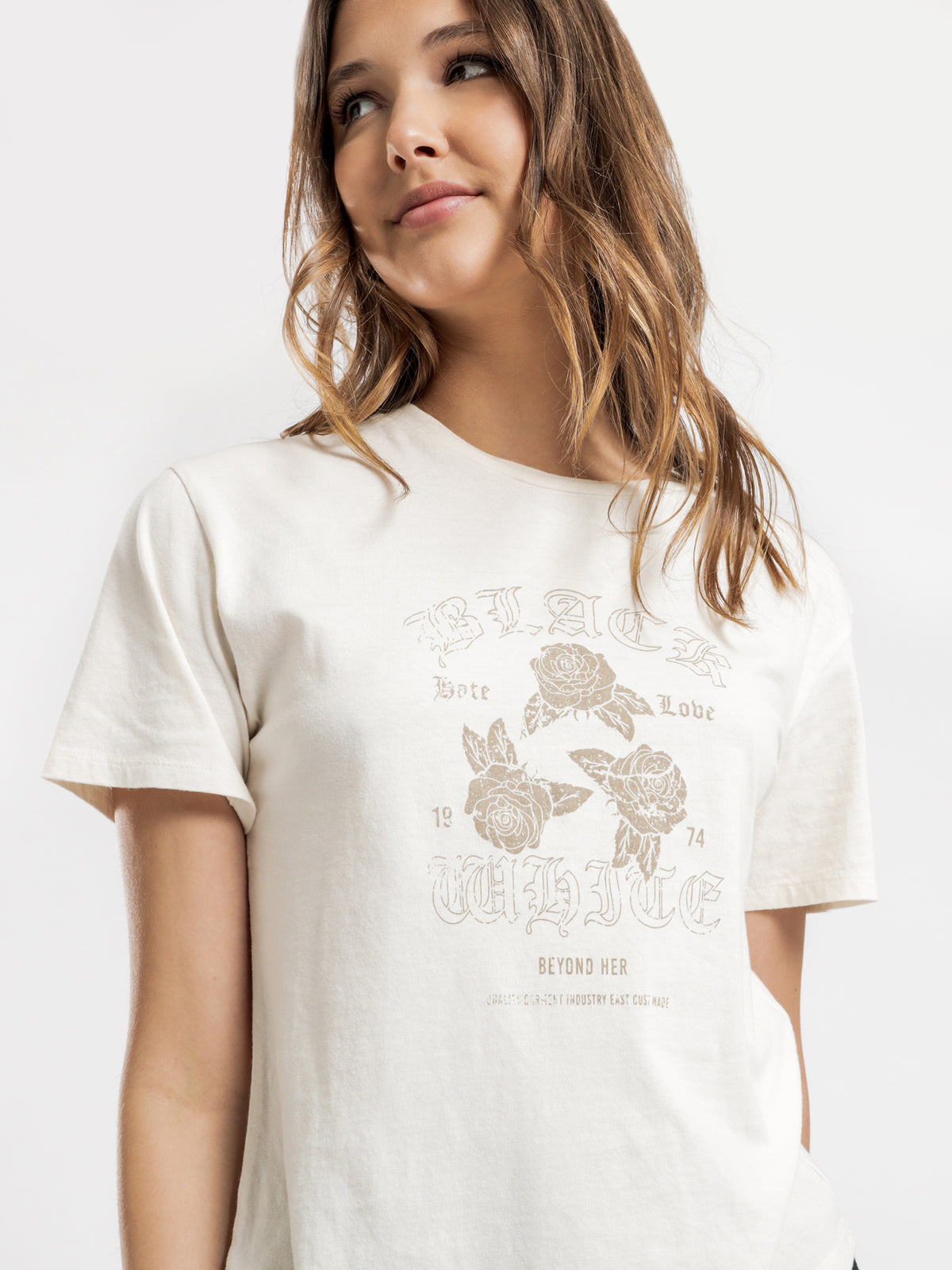 Vintage Rose Short Sleeve T-Shirt in Cream