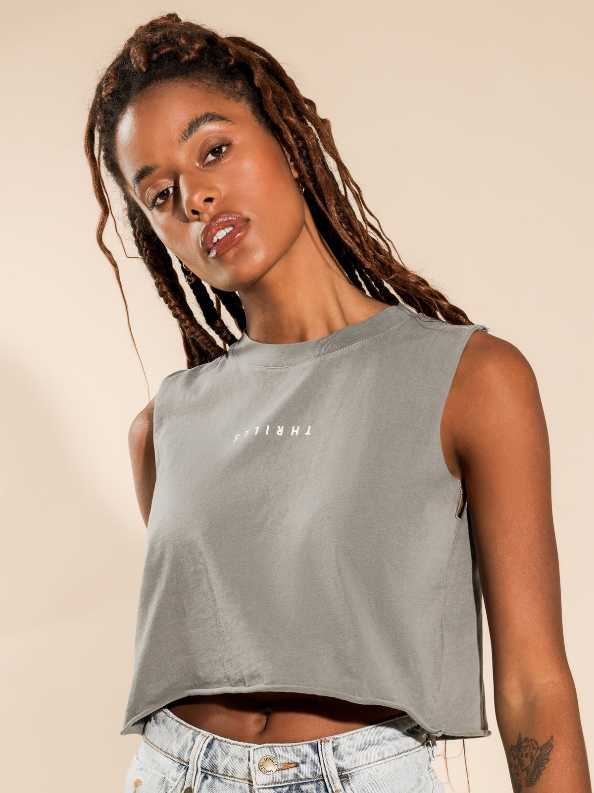 Minimal Merch Crop Muscle T-Shirt in Washed Grey