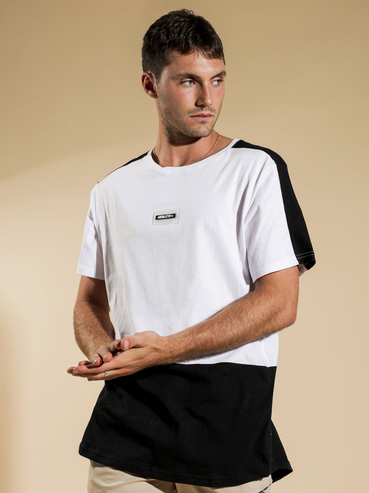Dozier Loose T-Shirt in White &amp; Black