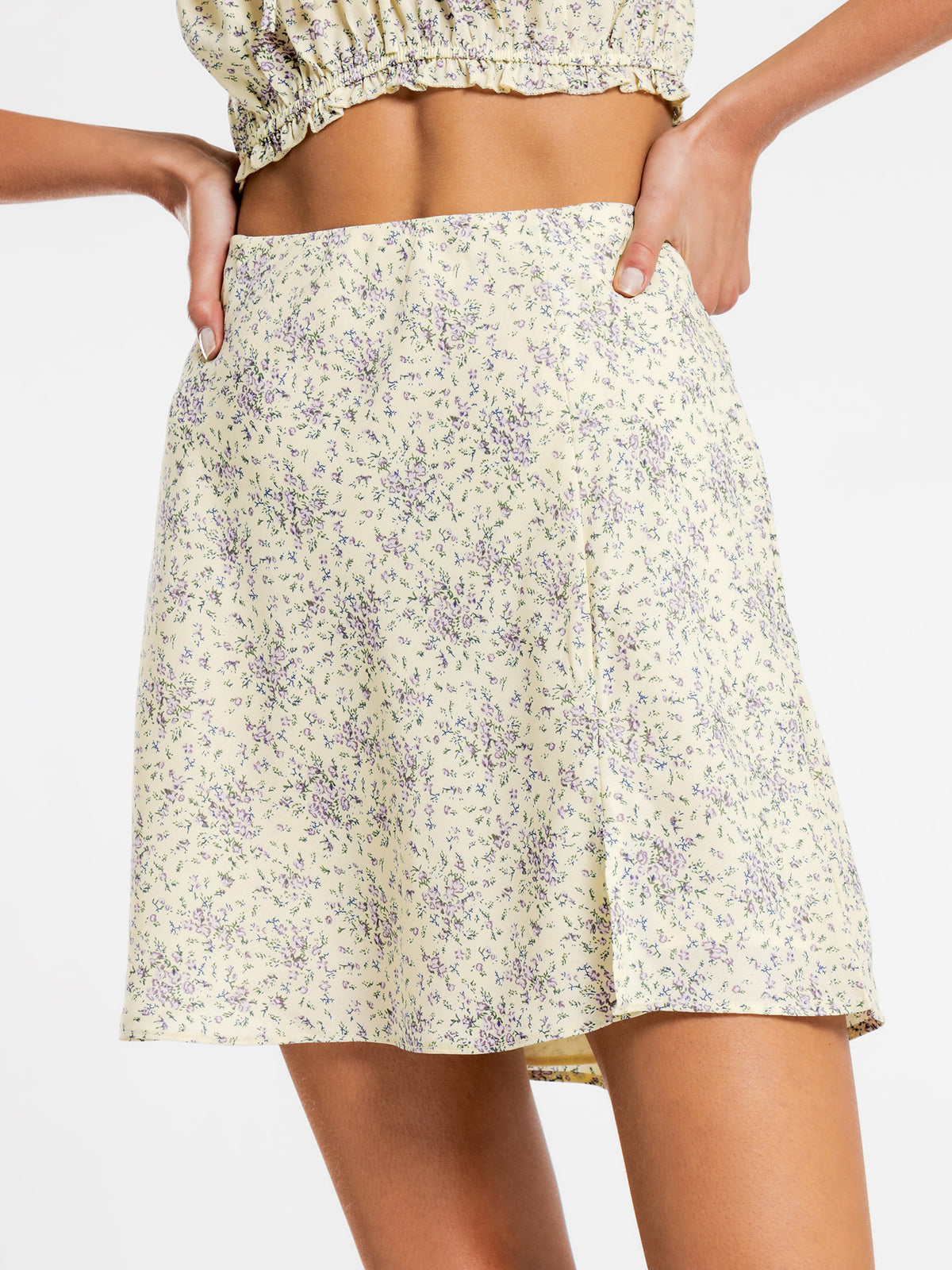 Annika Mini Skirt in Ditsy Floral