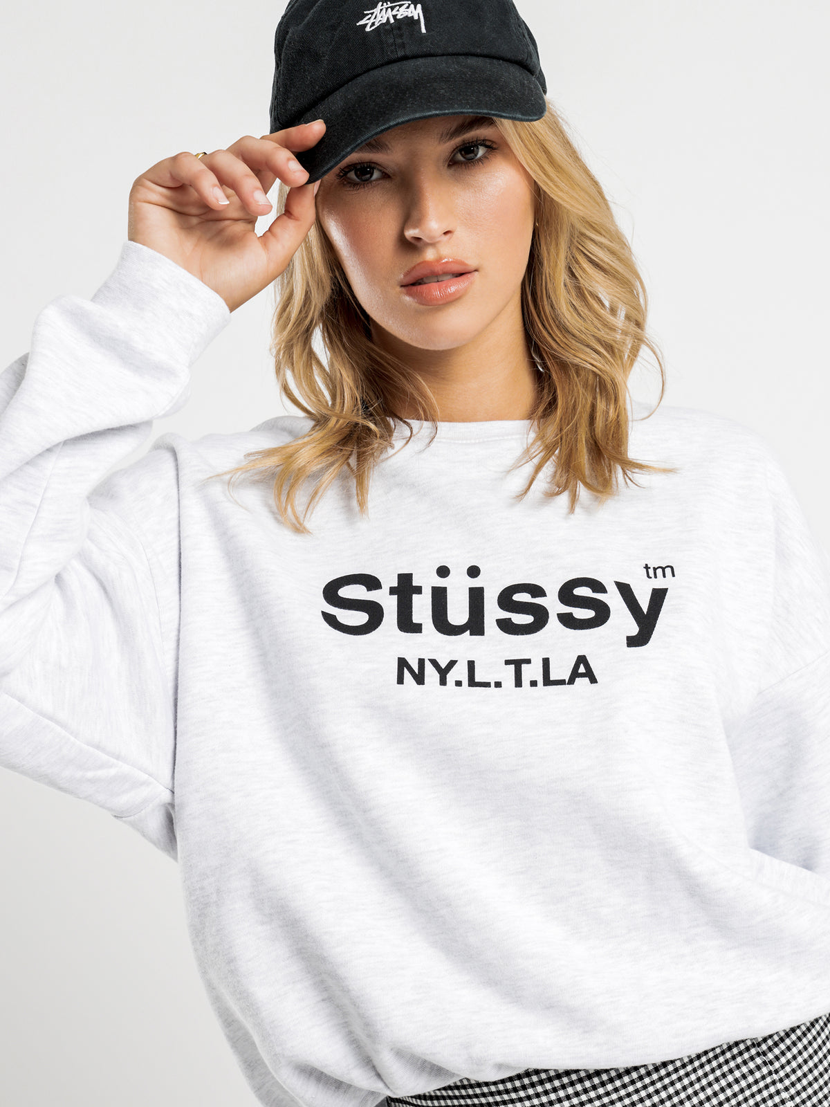 Cities Oversized Crew Jumper in Snow Marle