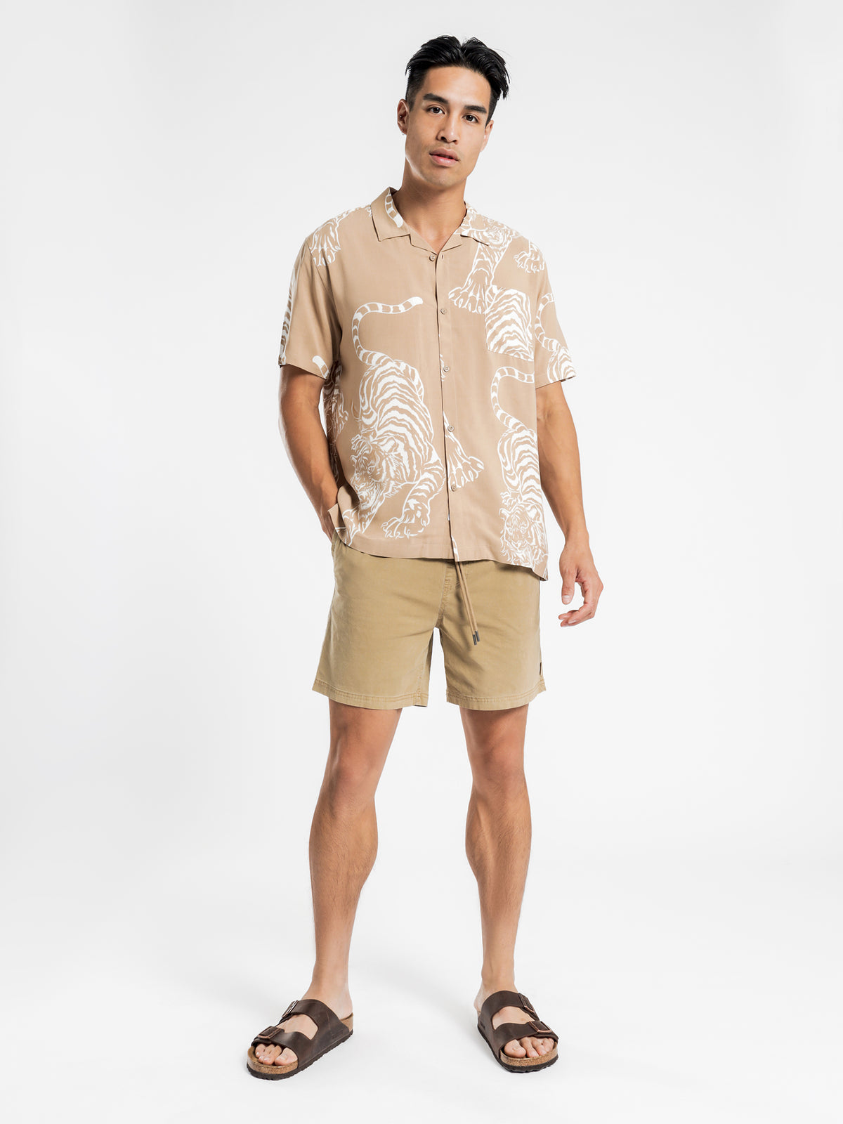 Legacy Short Sleeve Shirt in Tan