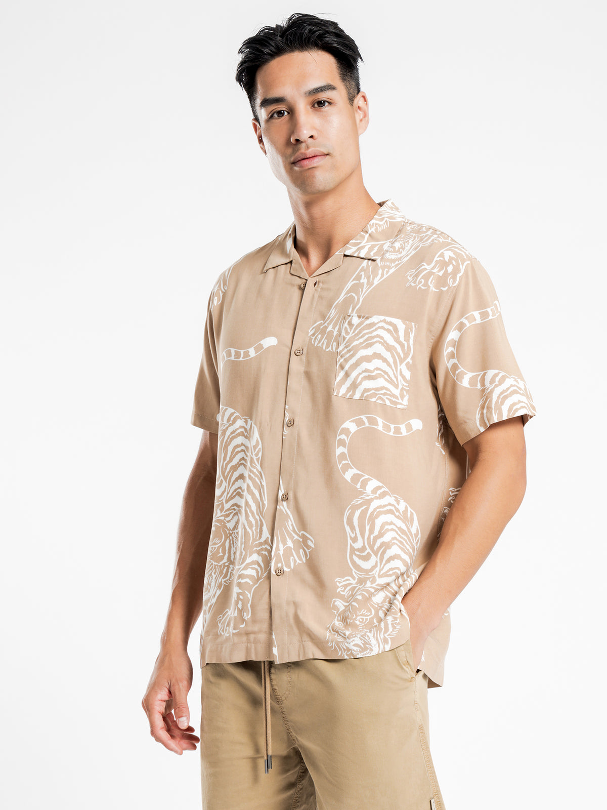 Legacy Short Sleeve Shirt in Tan