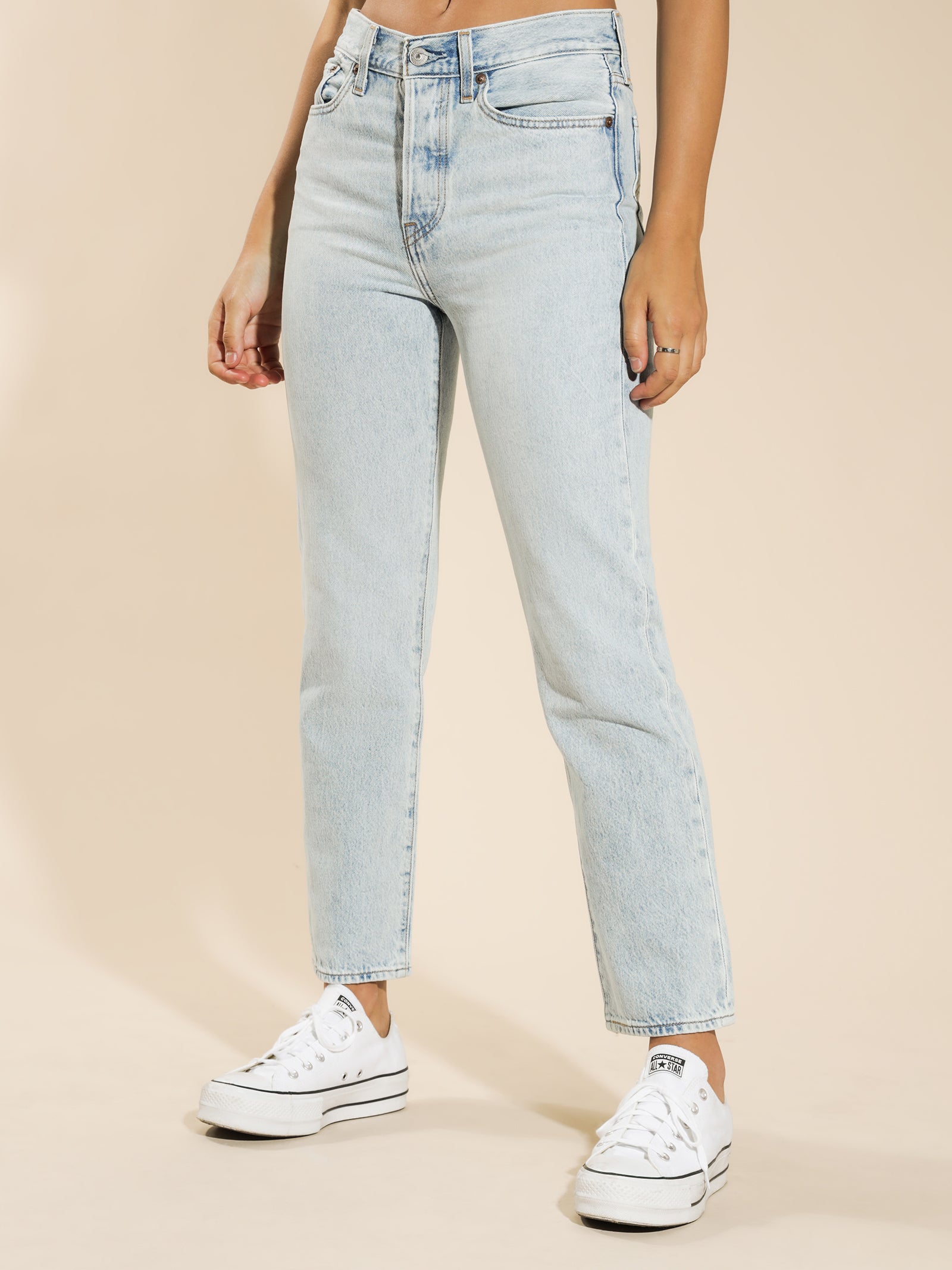 Wedgie Fit Straight Jeans