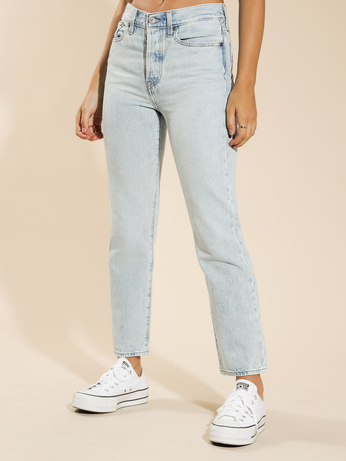 Wedgie Fit Straight Jeans in Montgomery Baked