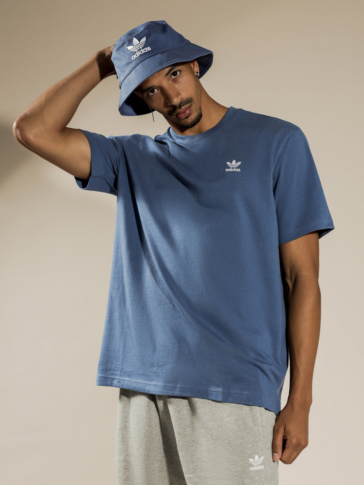 B+F Trefoil T-Shirt in Blue