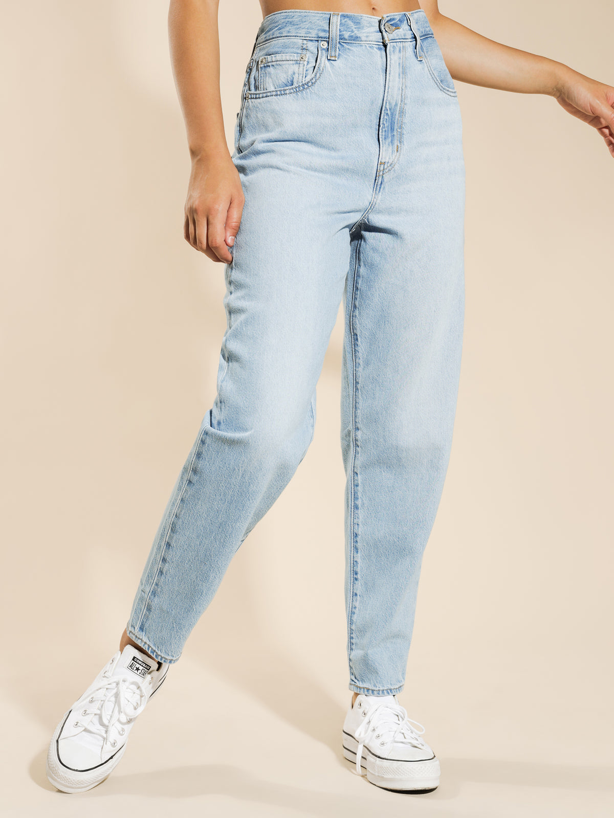 High-Waisted Loose Taper Jeans in Blue Denim