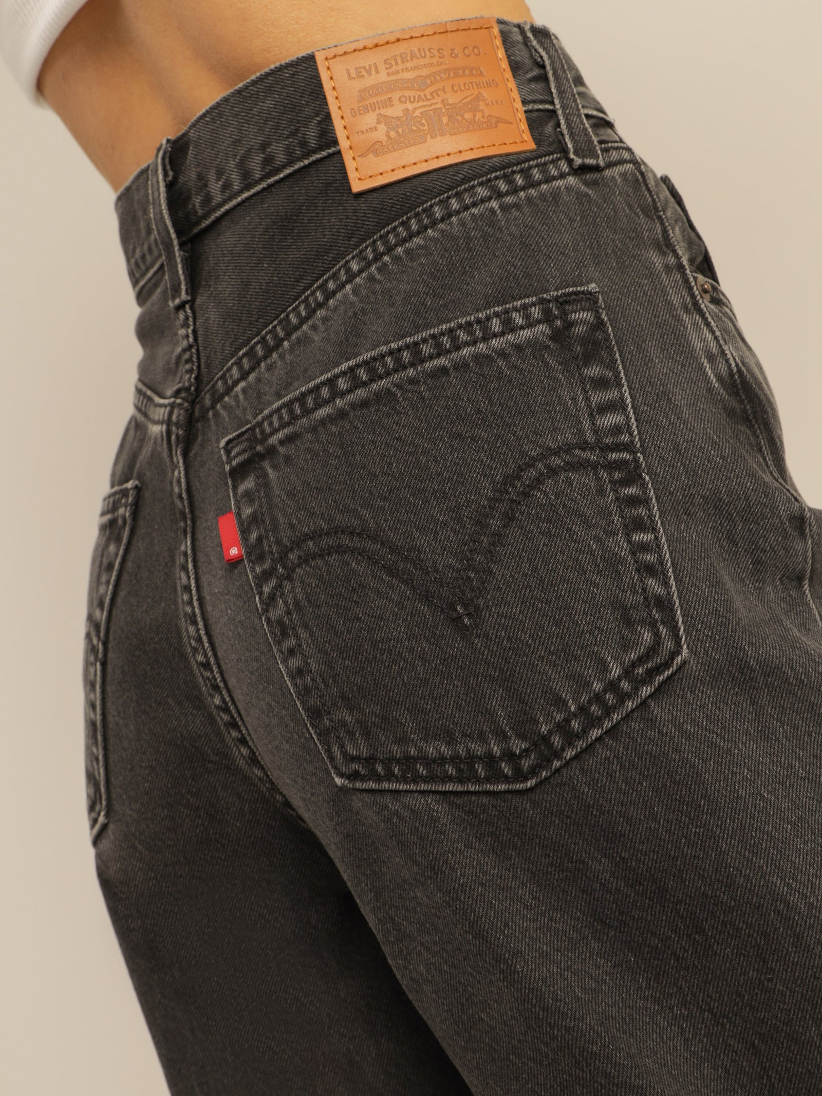 High-Waisted Loose Taper Jean