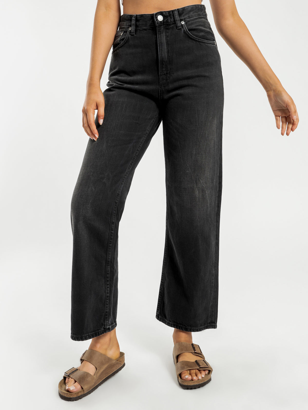Clean Eileen Straight Leg Jeans in Shimmering Black