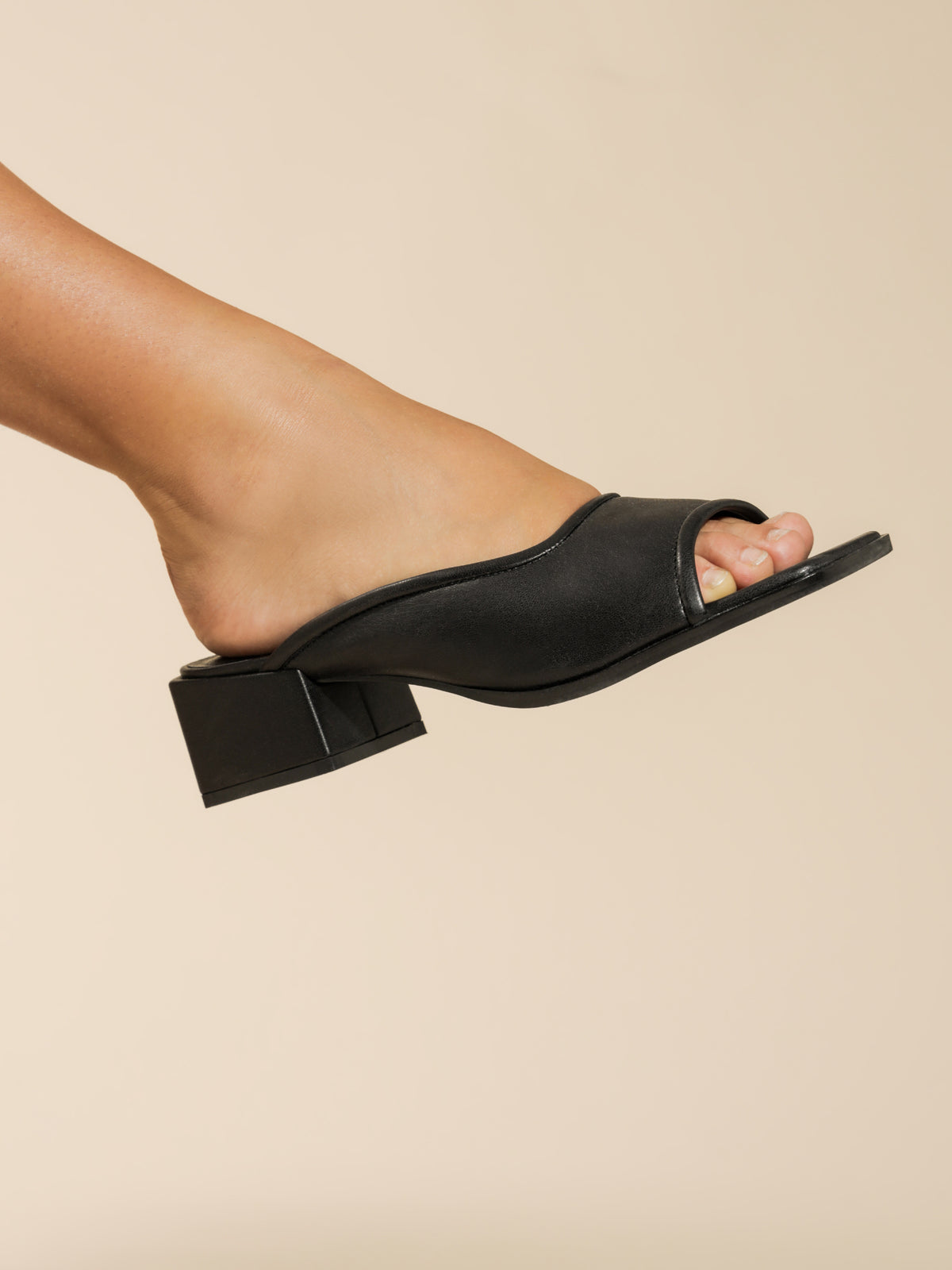 Womens Octavia Heels in Black