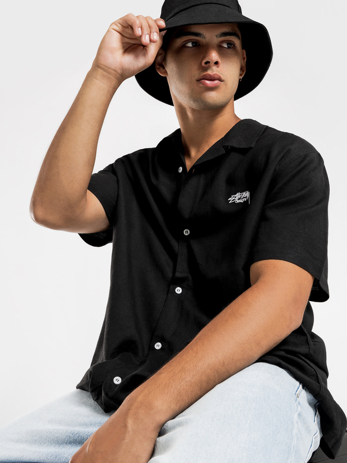 Designs Linen Shirt in Black