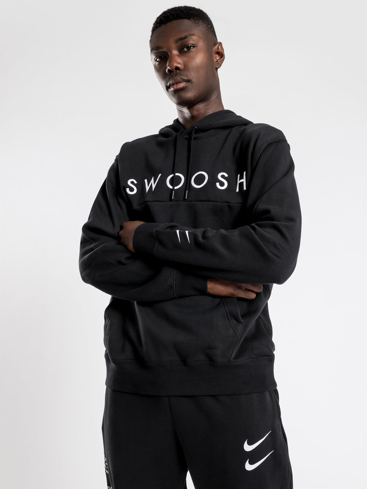 Sportswear Swoosh Hoodie in Black