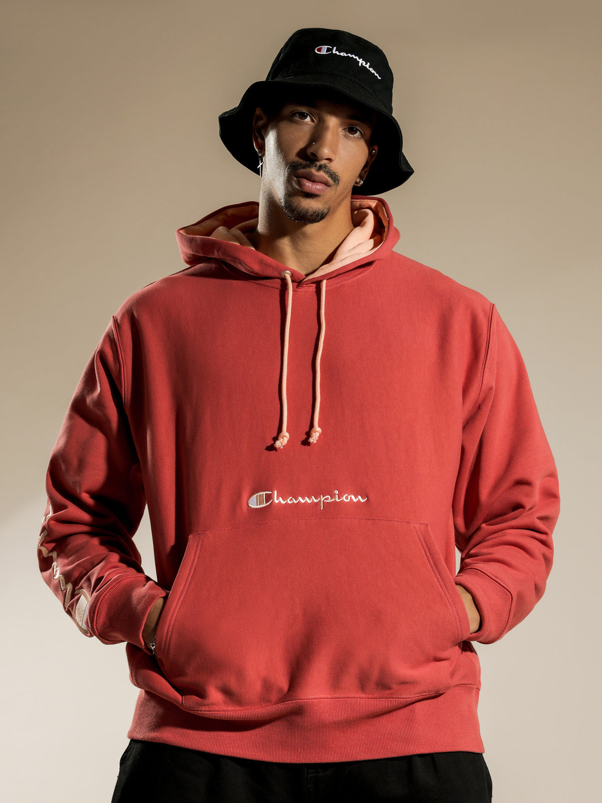 Reverse Weave French Terry Script Hoodie in Picante Pink