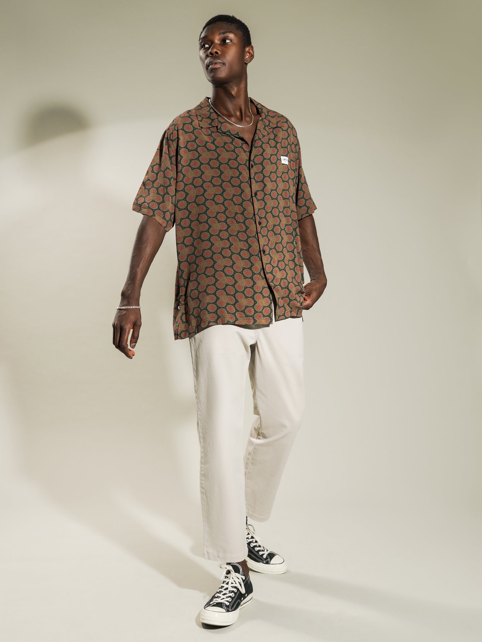 Circle Paisley Short Sleeve T-Shirt