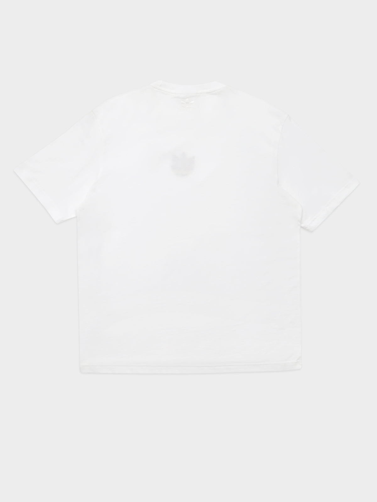 3D Trefoil Graphic T-Shirt in White