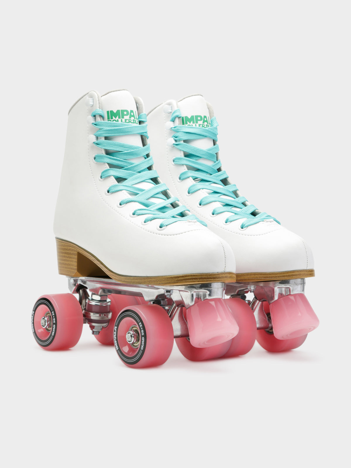 Quad Skates in White &amp; Pink