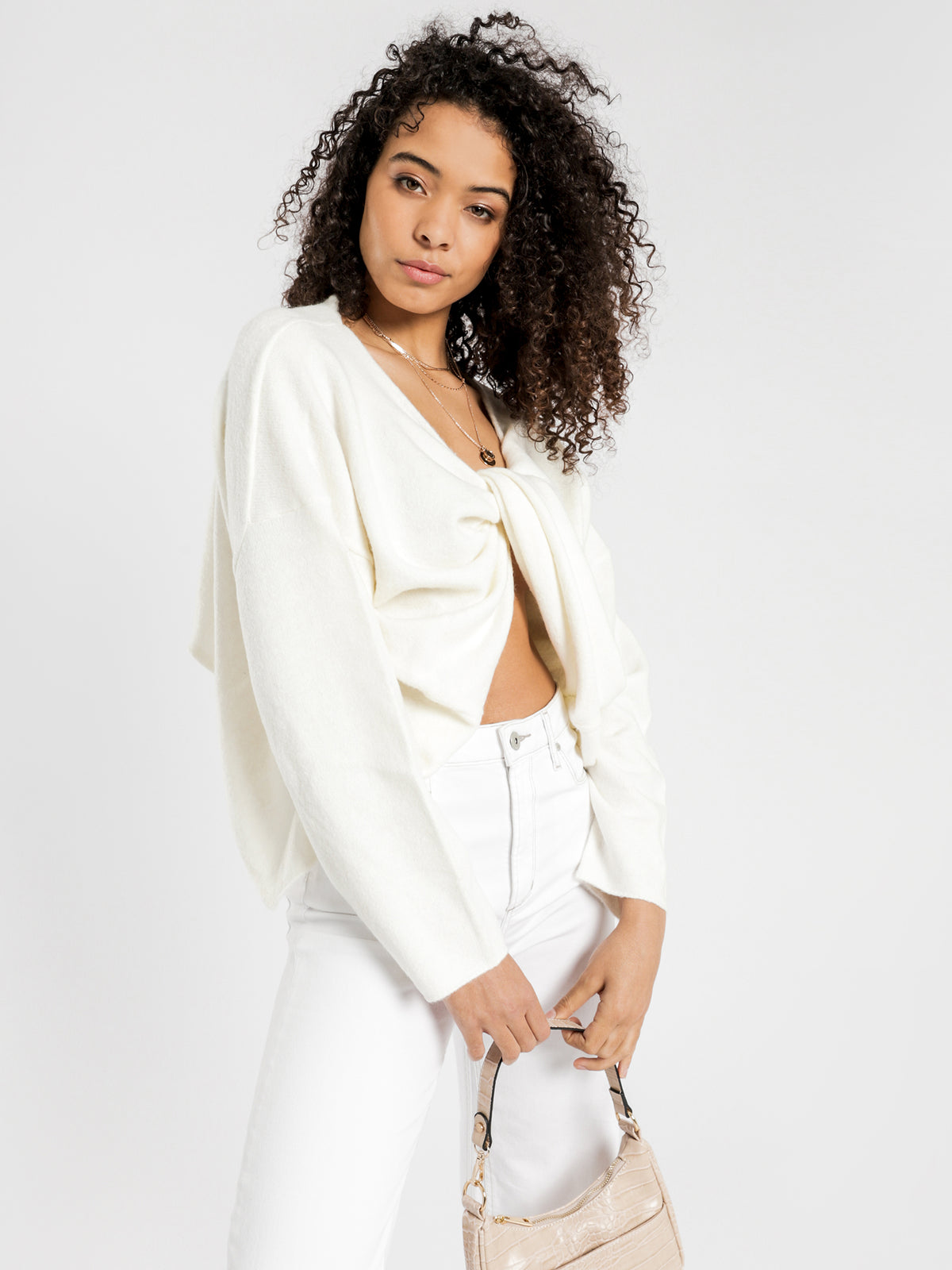 Interval Iri Sweater | Creme