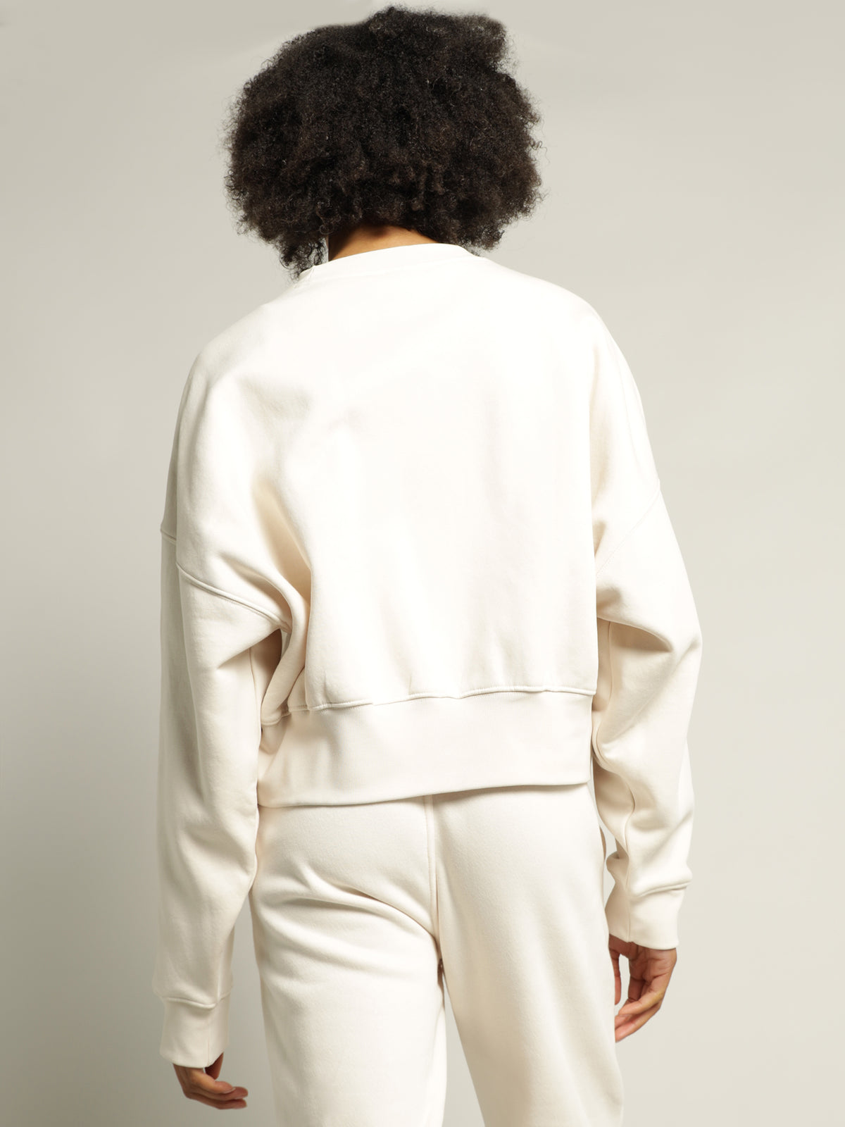 Adicolour Essentials Fleece Sweatshirt in Wonder White