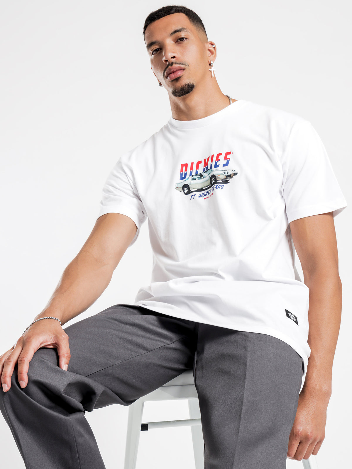 Duro Classic Fit Short Sleeve T-Shirt in White