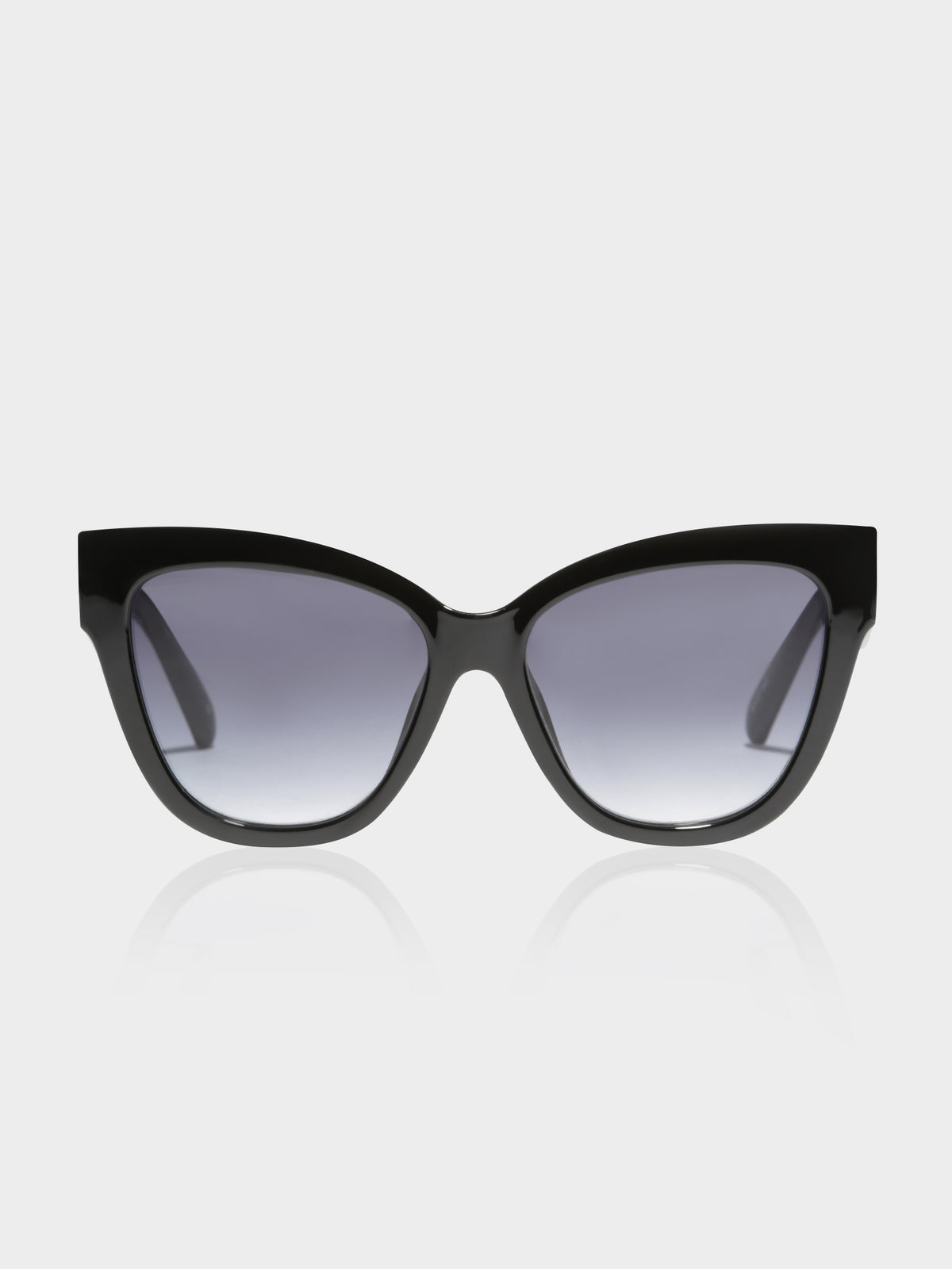 Le Vacanze Cat Eye Sunglasses in Black