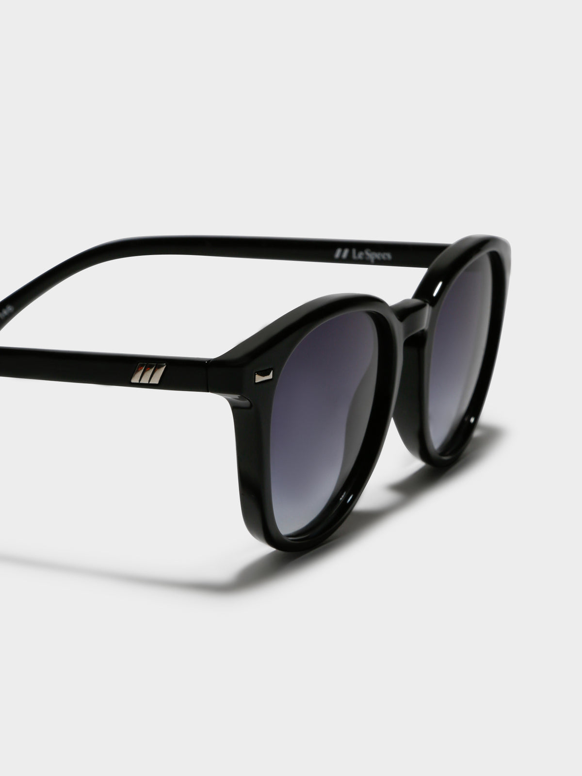 Unisex Bandwagon Sunglasses in Black