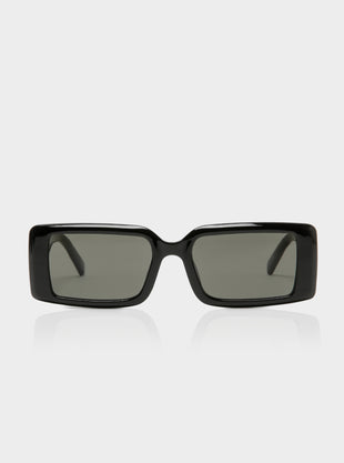 The Impeccable Alt Fit Sunglasses in Black