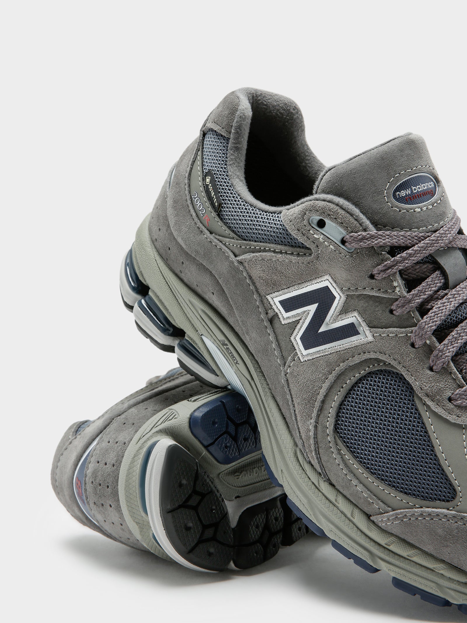 Unisex ML 2002 GORE-TEX Sneakers - Main Image