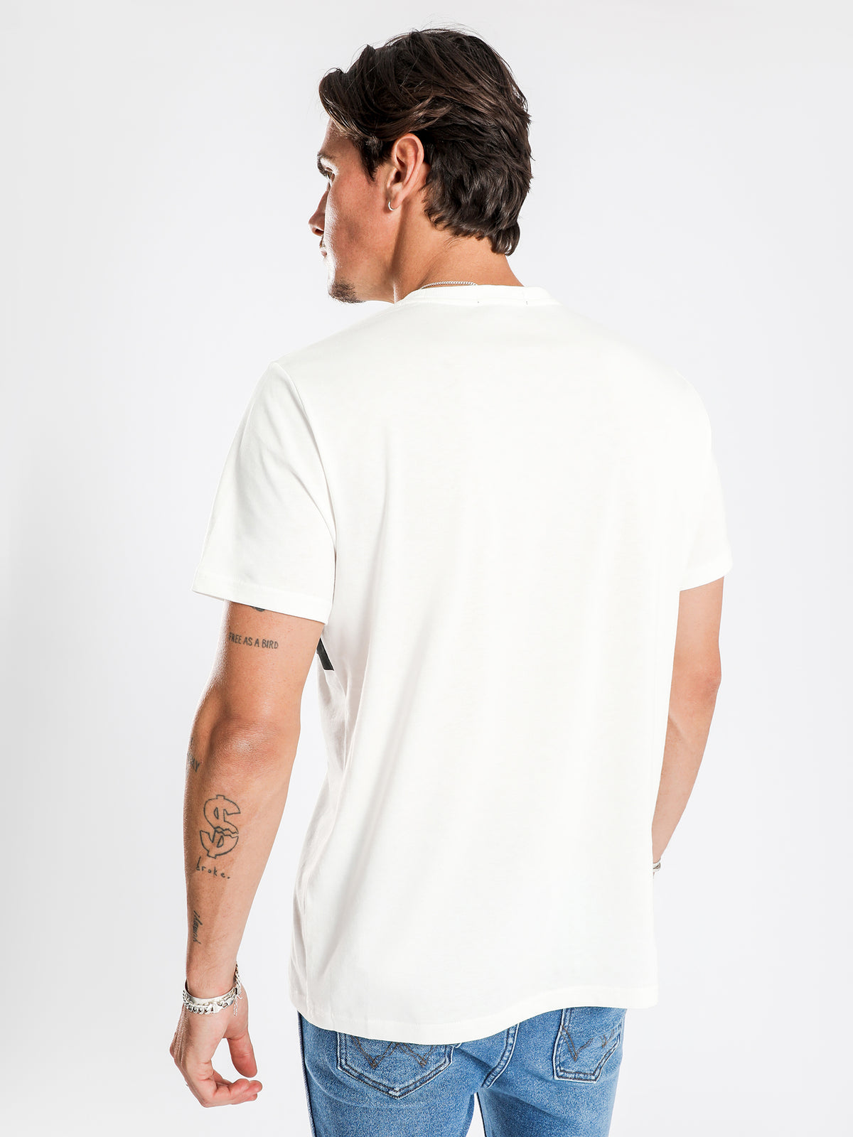 Fred Perry Bold Graphic T-Shirt | Snow