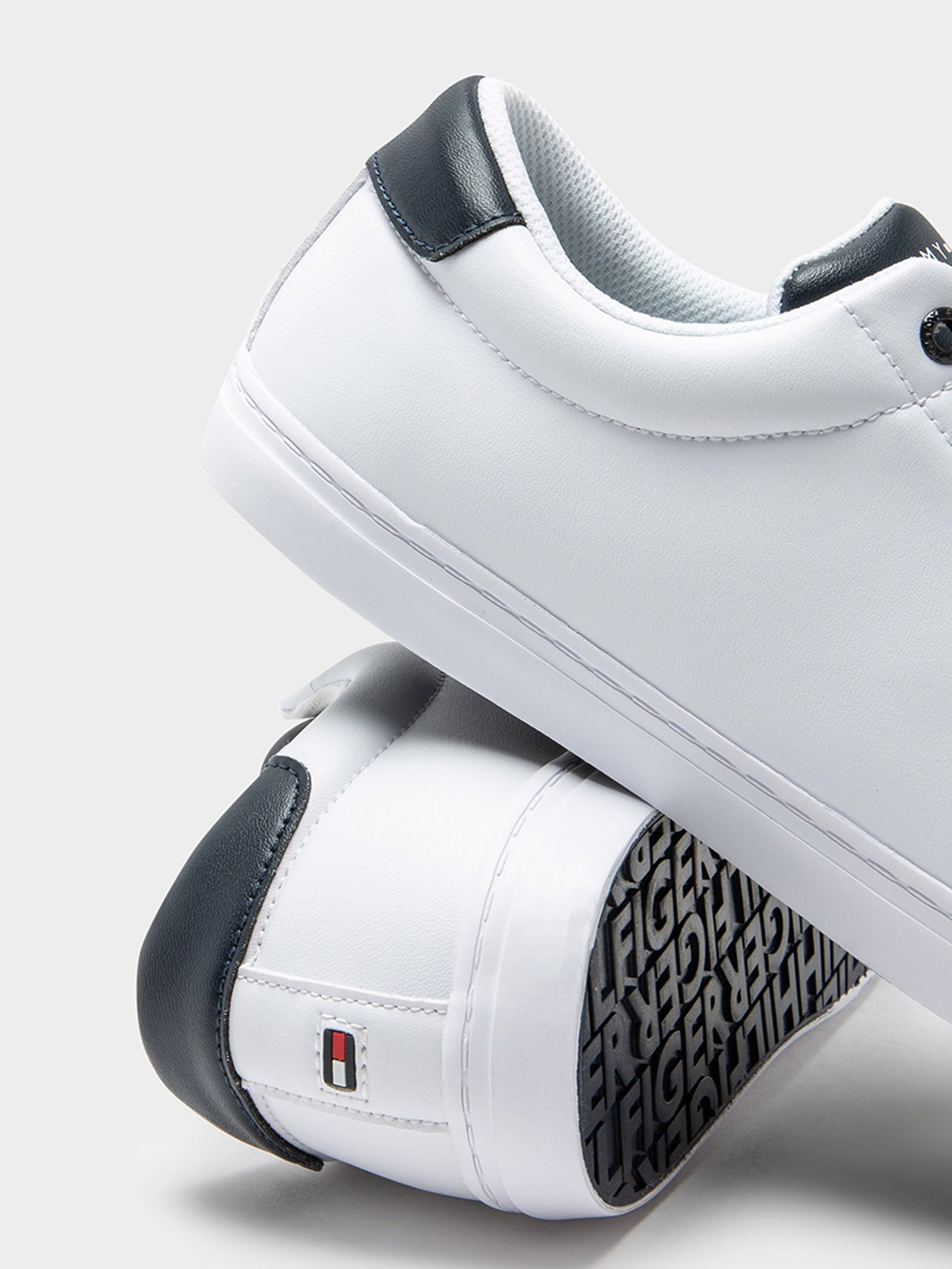 Mens Stripe Tongue Sneakers