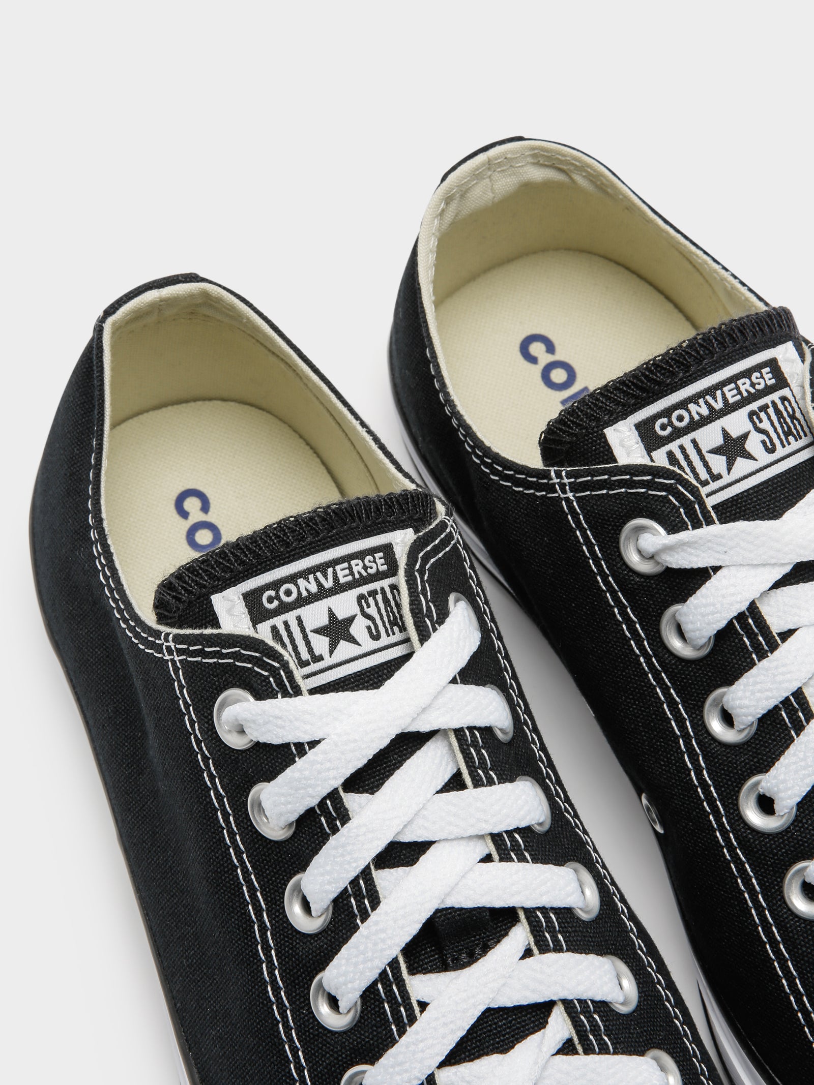 Unisex Chuck Taylor All Star Classic Low-Top Sneakers