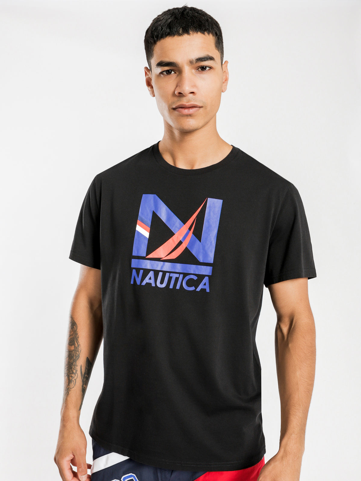 Graphic Short Sleeve T-Shirt in Black