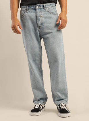 Slacker Jeans in Dust Blue