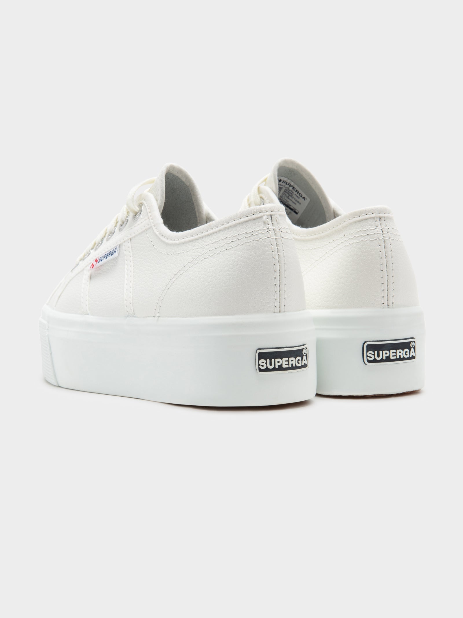 Superga Dames 2790 Lame Platform Canvas en gympen Roze Superga Dames 2790 Lame Platform Canvas en gympen Roze