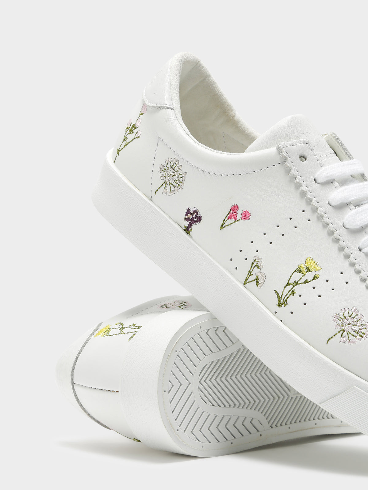 Womens 2896 Club Sneakers in White