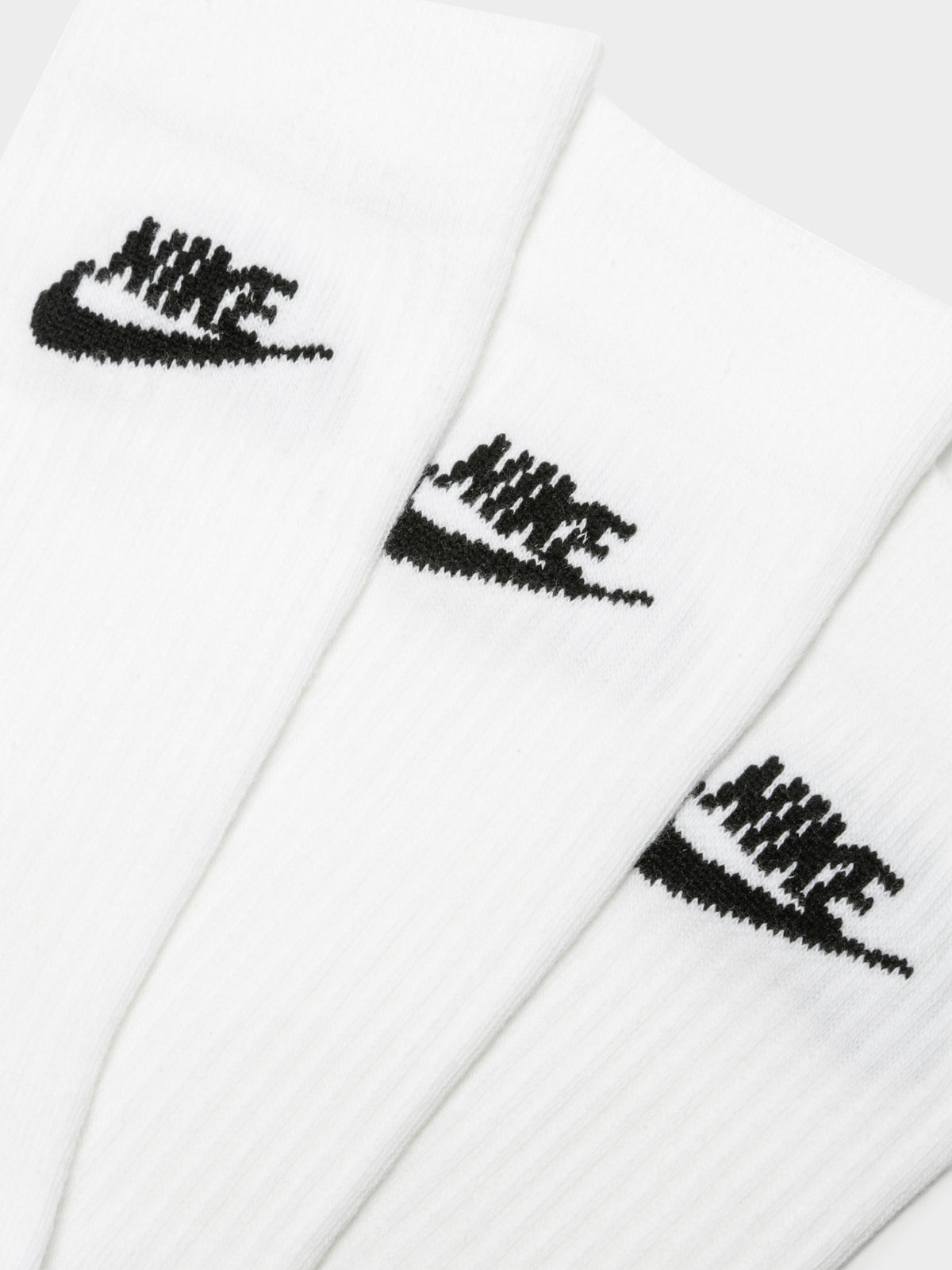 3 Pairs of Everyday Essential Crew Socks in White &amp; Black
