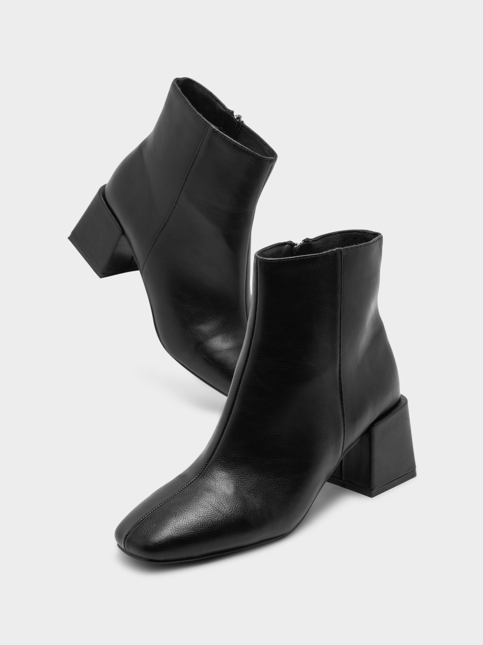 Sheer Flora Clarks Ladies Black Leather Ankle Boots Ladies Clarks