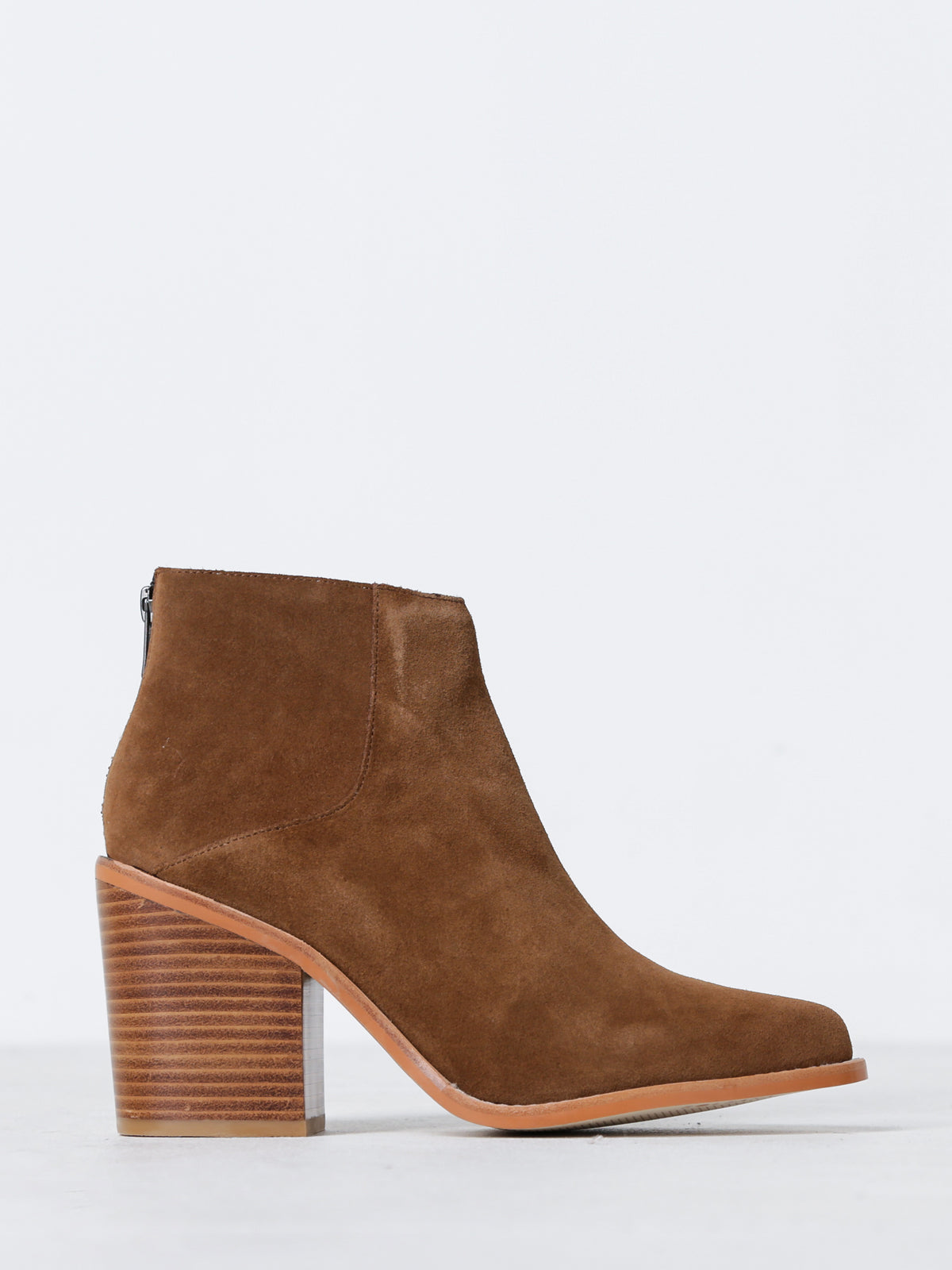 Womens Leo Ankle Boot in Brown Suede